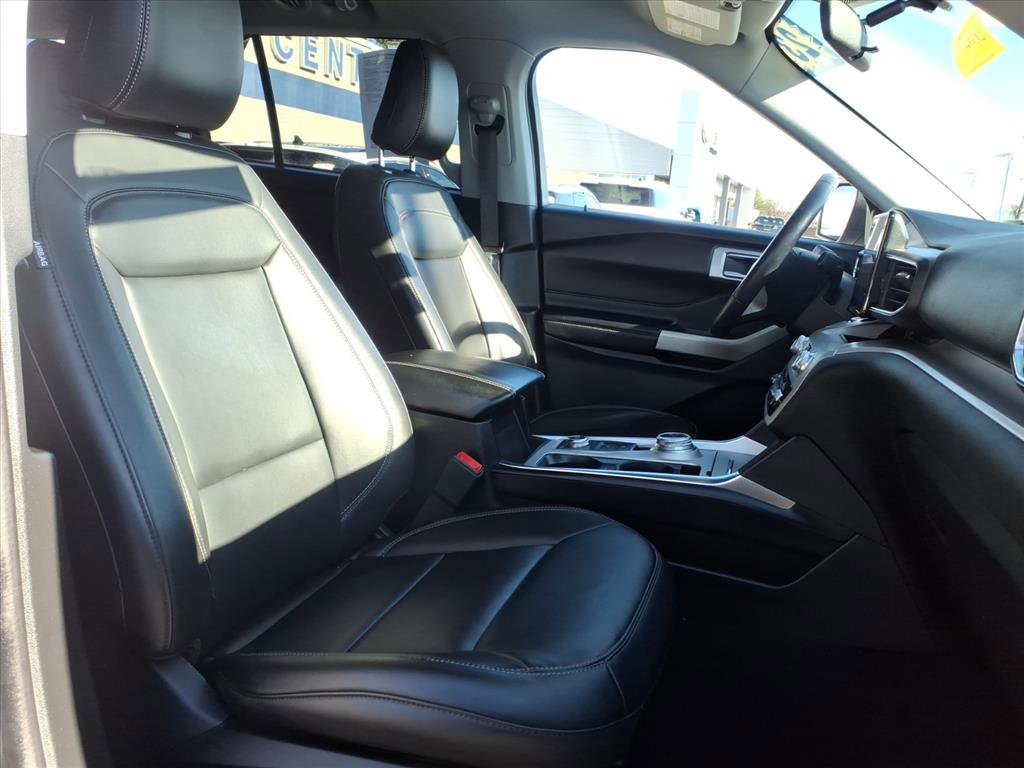 Certified 2023 Ford Explorer XLT w/ Equipment Group 202A image 16