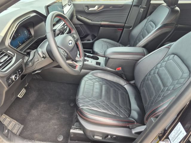 Certified 2024 Ford Escape ST-Line Elite w/ Premium Technology Package AWD/4WD image 12