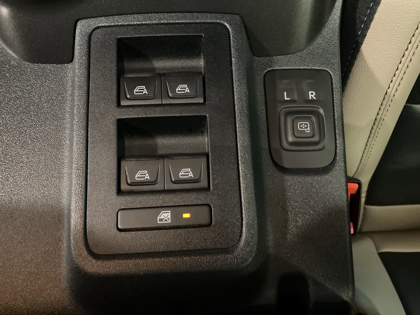 Certified 2023 Ford Bronco Wildtrak AWD/4WD image 15