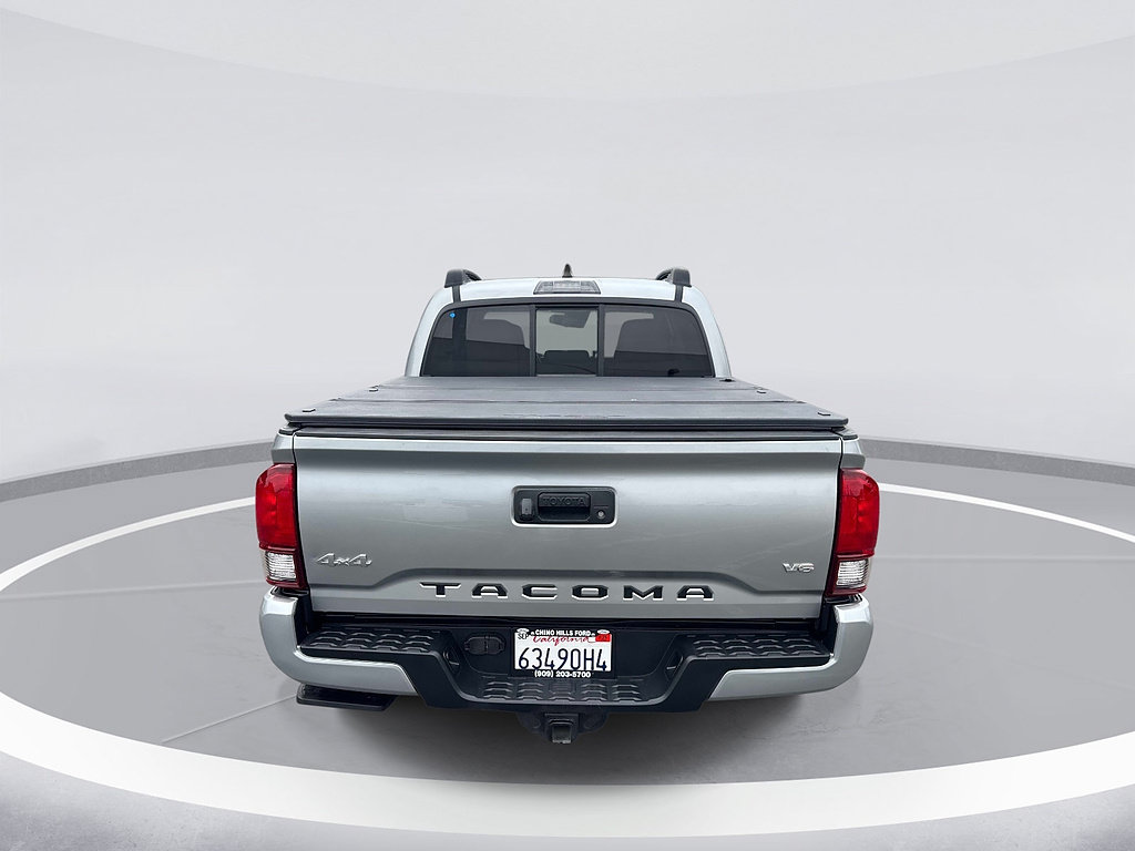 Used 2022 Toyota Tacoma SR AWD/4WD image 6