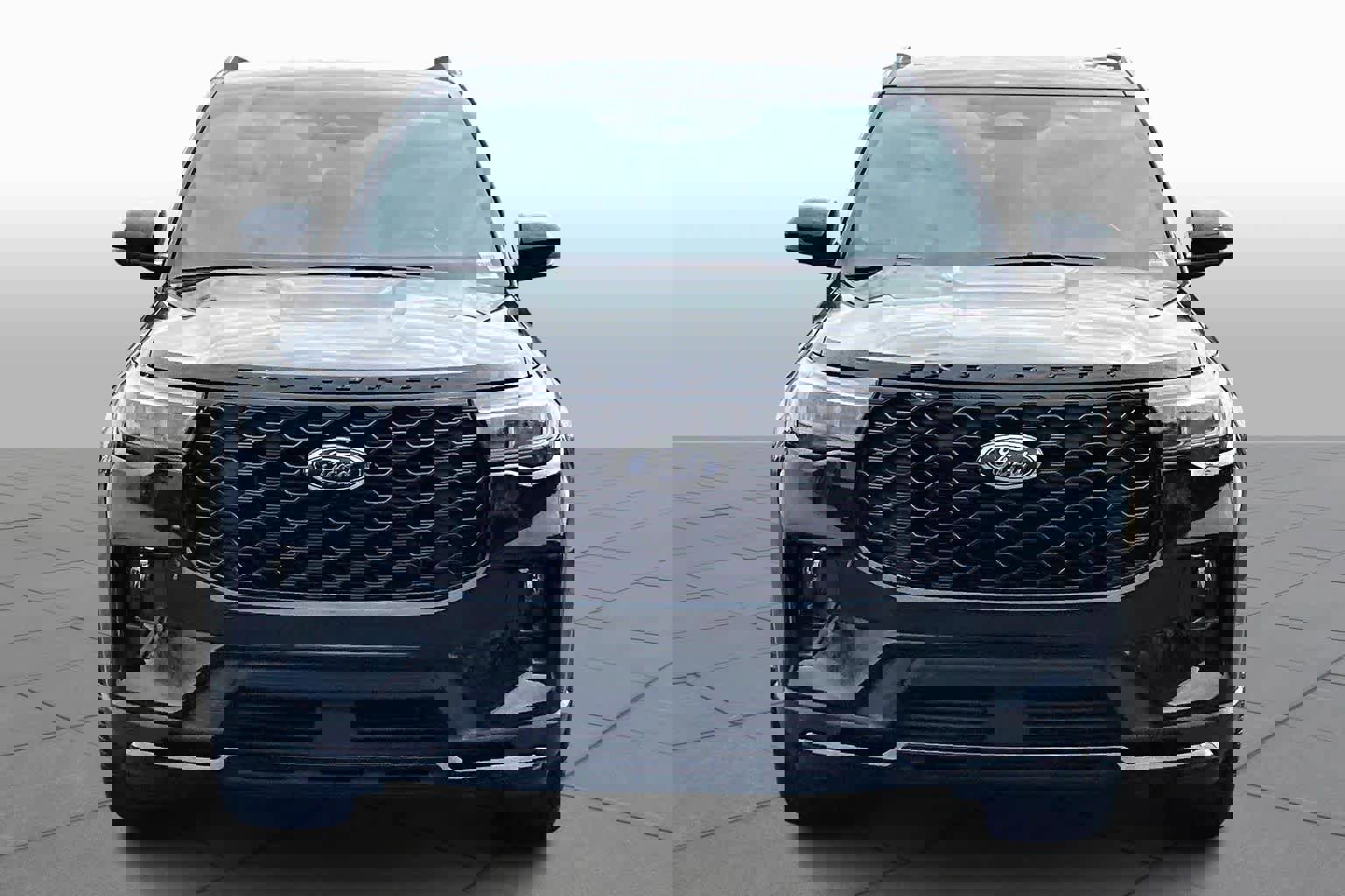 Certified 2025 Ford Explorer ST-Line w/ ST-Line Street Pack image 6