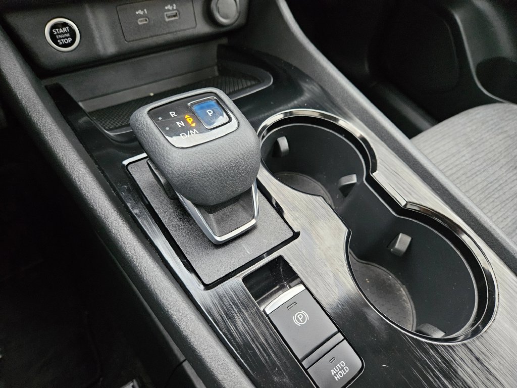 Used 2021 Nissan Rogue SV FWD image 27