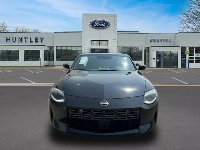 Used 2024 Nissan Z Performance w/ Floor Mat Package RWD image 2
