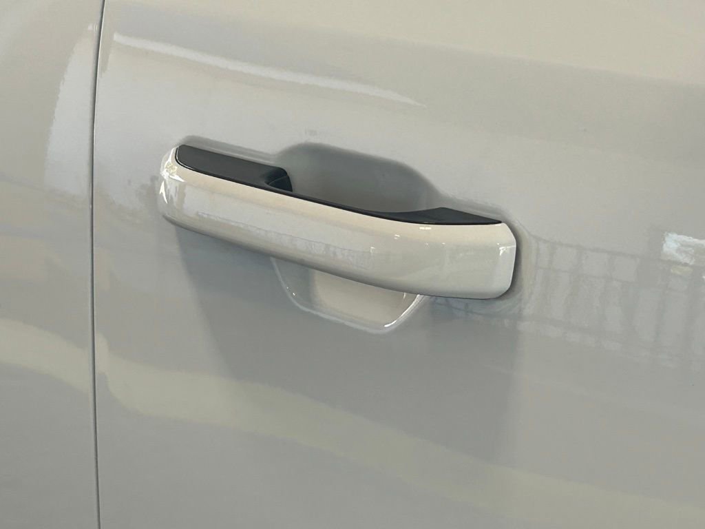 Used 2023 Jeep Wagoneer L Series II image 20