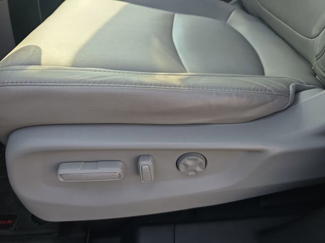 Used 2018 Honda Odyssey EX-L image 13