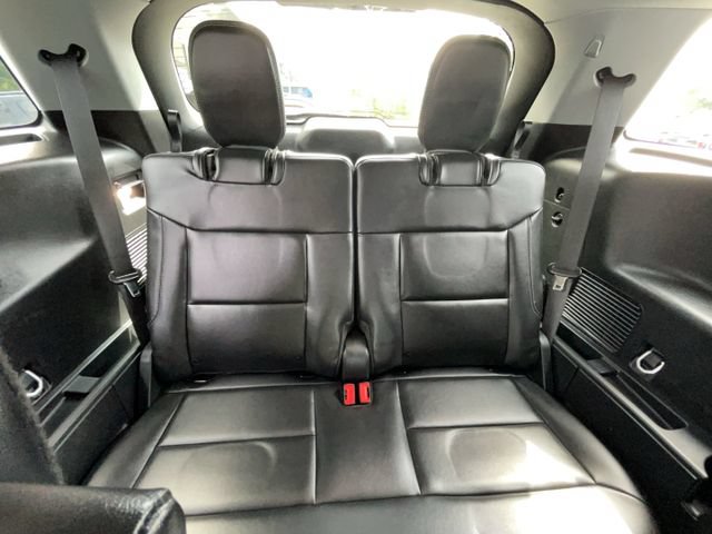 Certified 2023 Ford Explorer XLT w/ Equipment Group 202A AWD/4WD image 31