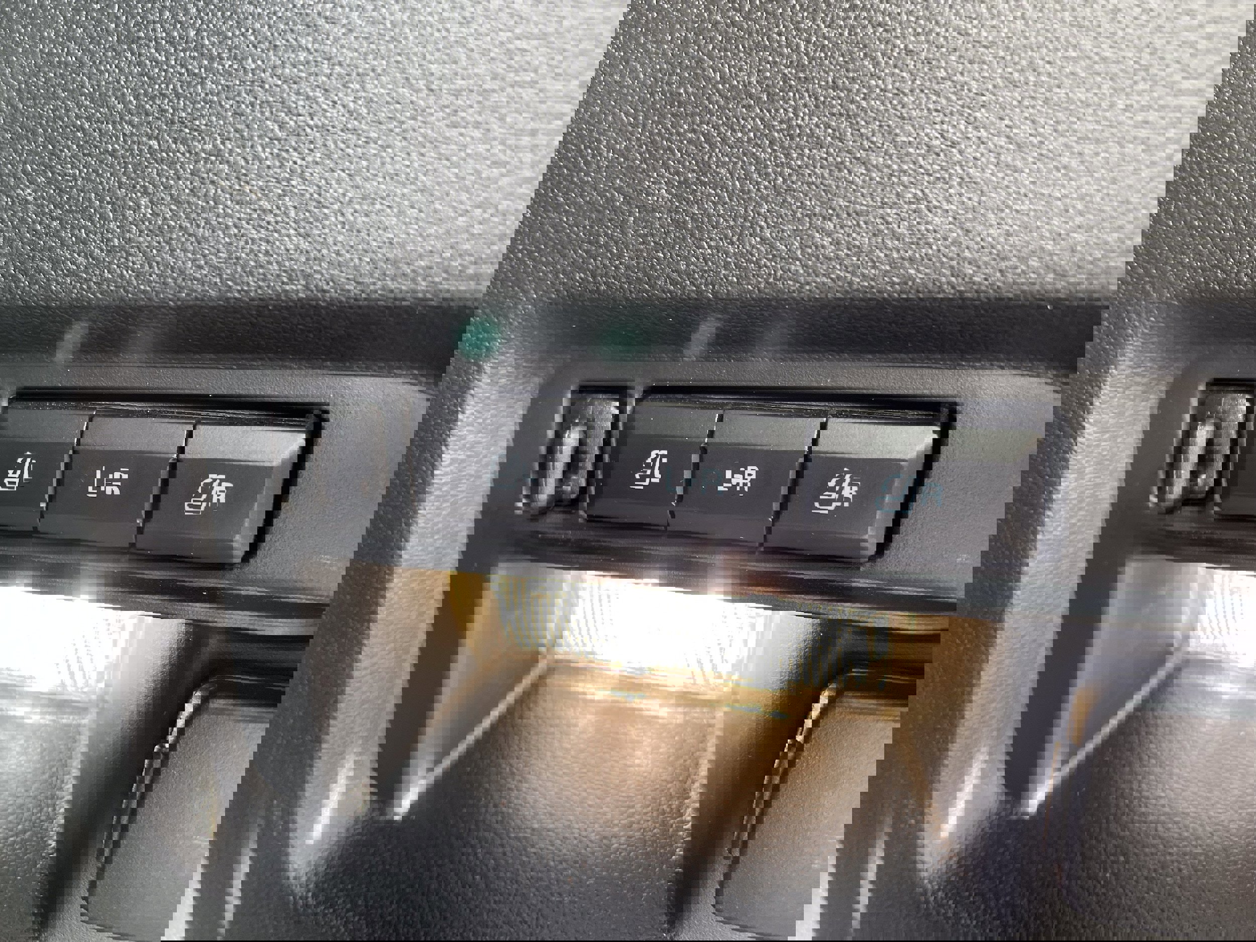 Certified 2024 Ford Explorer ST w/ Equipment Group 401A image 17