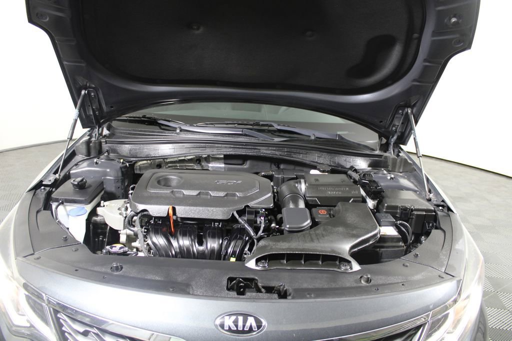 Used 2020 Kia Optima LX image 7