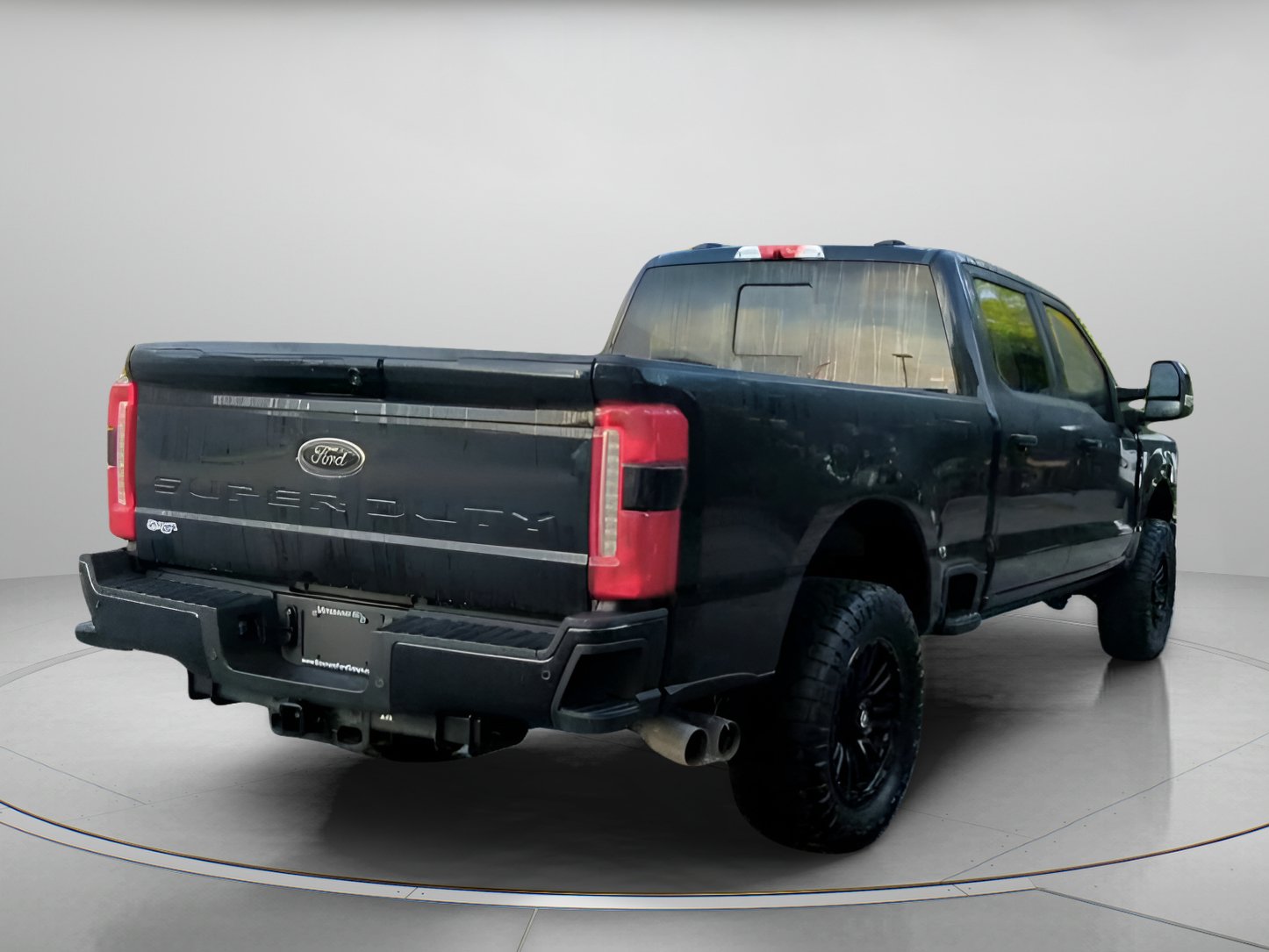 Certified 2025 Ford F250 Lariat w/ Black Appearance Package AWD/4WD image 27