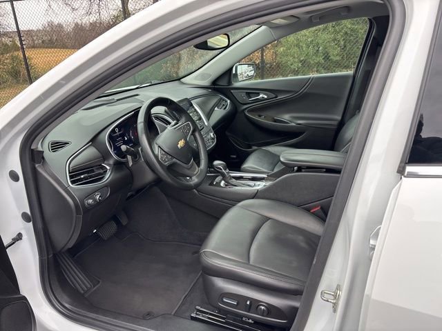 Used 2023 Chevrolet Malibu LT image 15