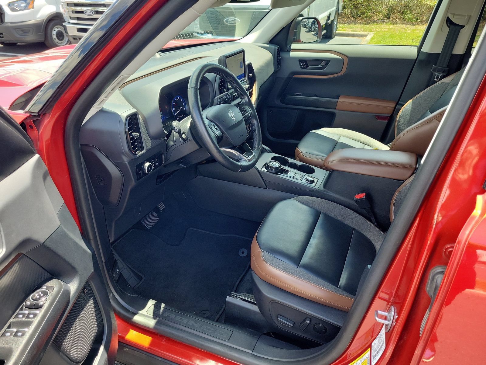 Certified 2022 Ford Bronco Sport Outer Banks w/ Tech Package AWD/4WD image 16