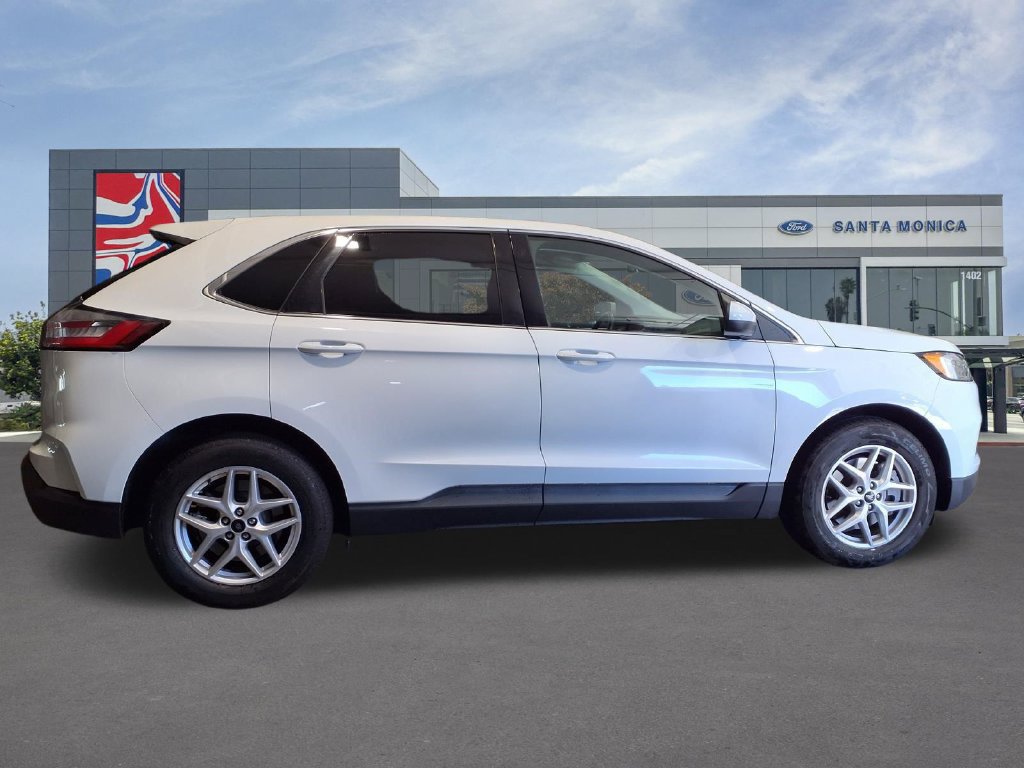 Certified 2024 Ford Edge SEL AWD/4WD image 24