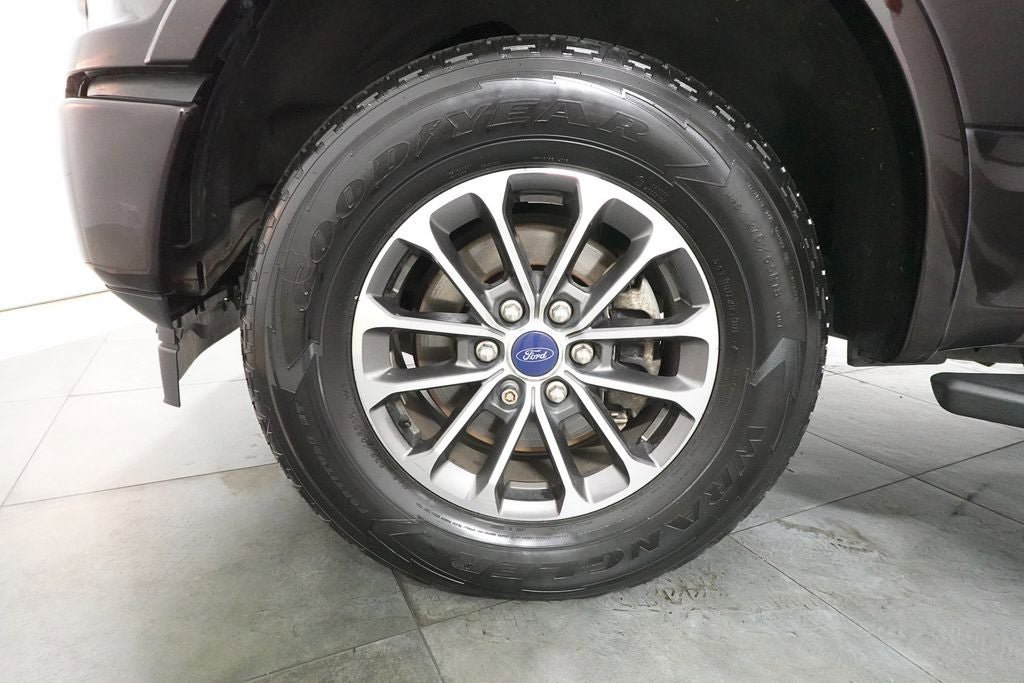 Certified 2019 Ford F150 XLT w/ Equipment Group 302A Luxury AWD/4WD image 33