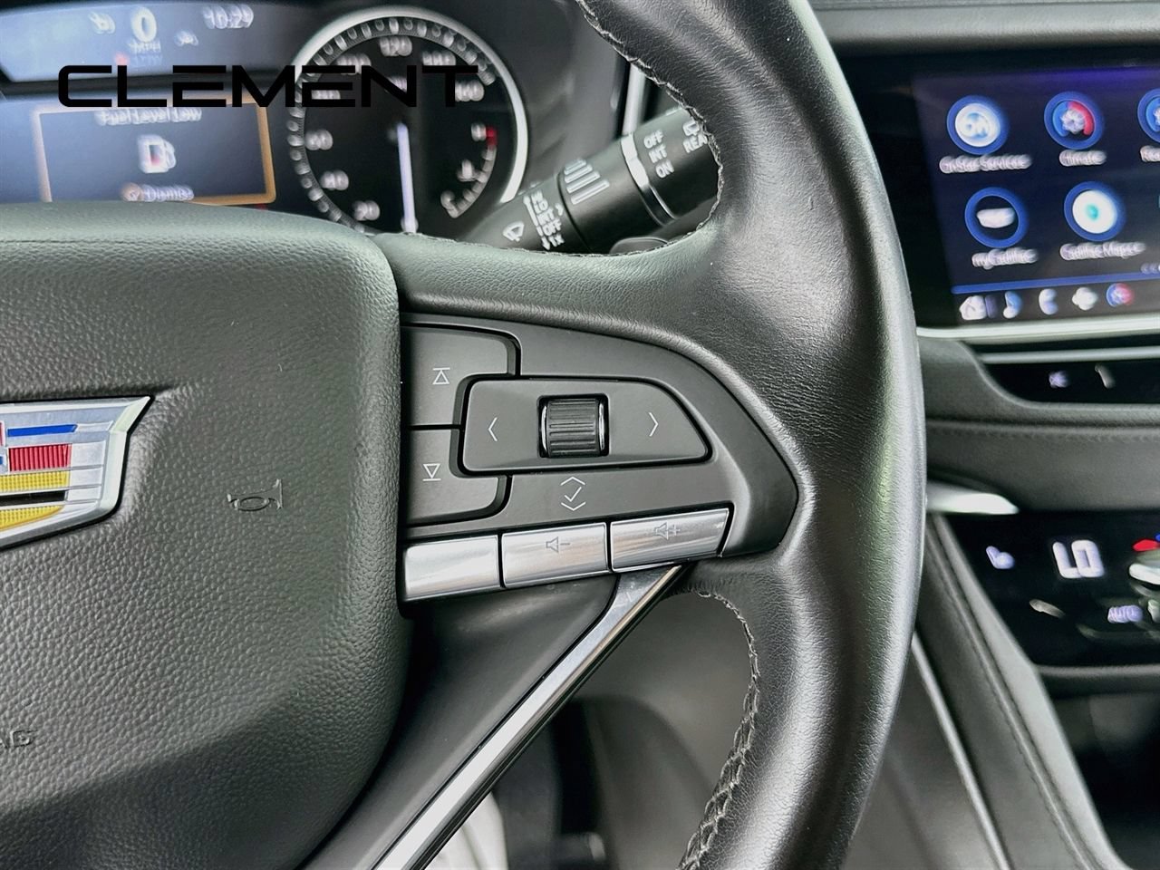 Used 2024 Cadillac XT6 Luxury FWD image 17