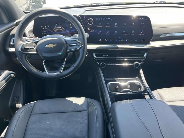 Used 2026 Chevrolet Traverse LT FWD image 13