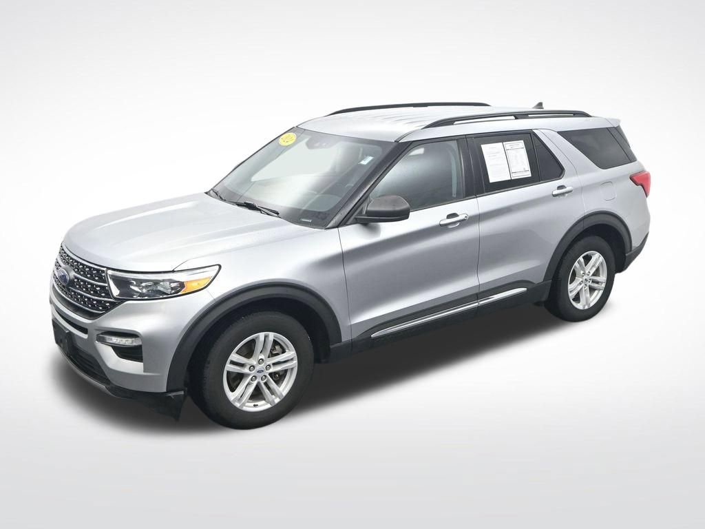 Certified 2024 Ford Explorer XLT w/ Equipment Group 202A image 23