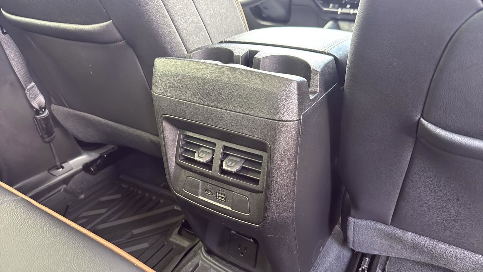 Used 2023 GMC Canyon AT4 w/ AT4 Premium Package image 26