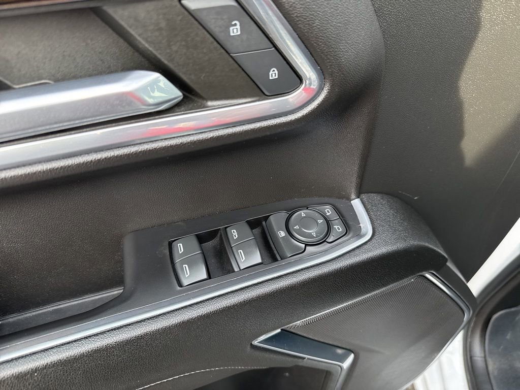 Used 2023 GMC Sierra 1500 Elevation image 18