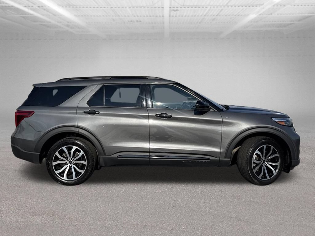Certified 2023 Ford Explorer ST-Line AWD/4WD image 60