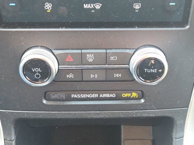 Certified 2024 Ford Edge SE w/ Black Appearance Package image 34