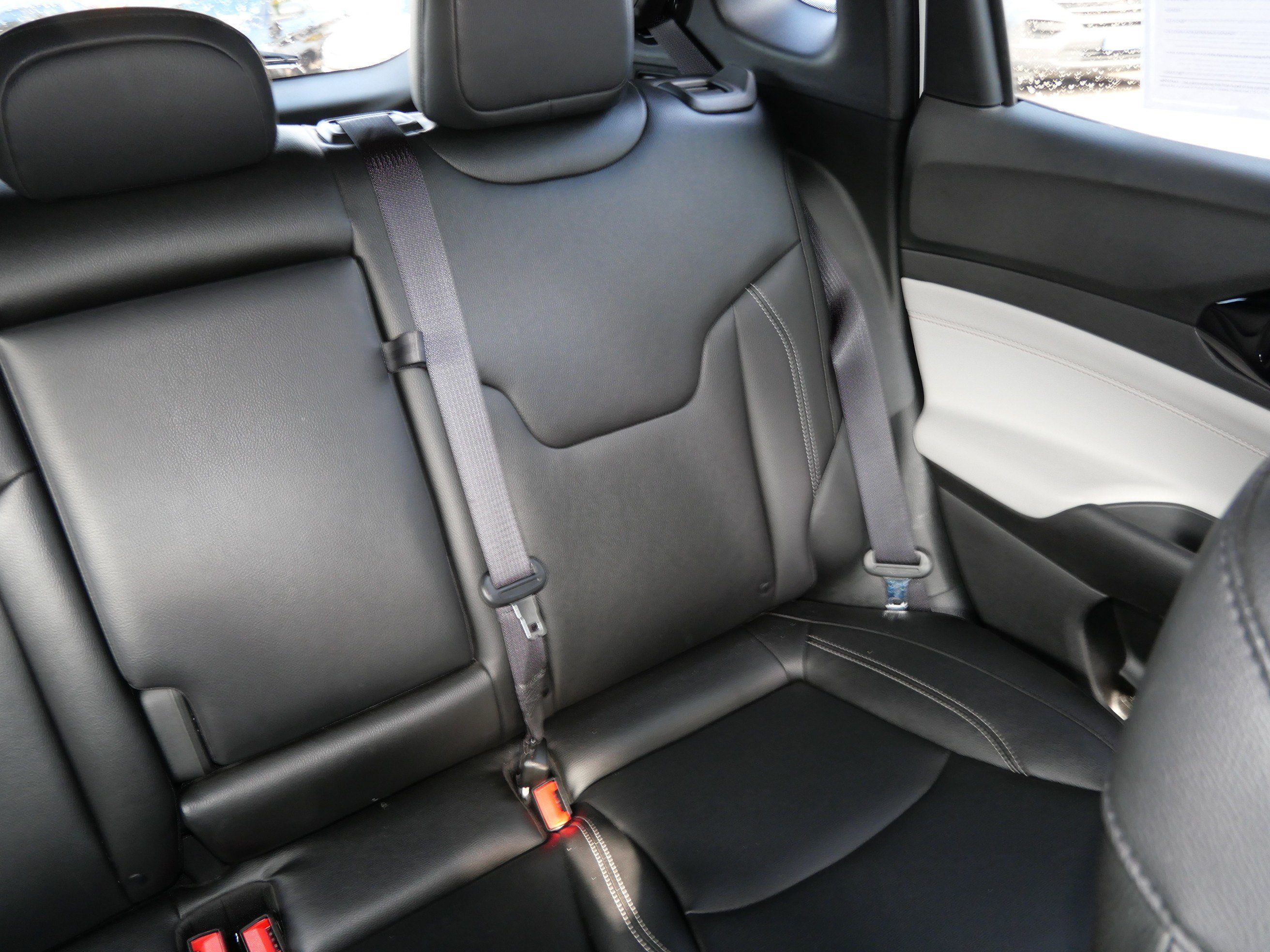 Used 2025 Jeep Compass Limited AWD/4WD image 14