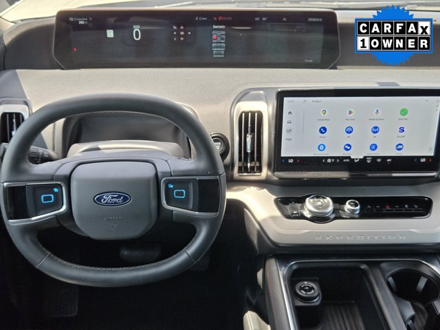 Certified 2025 Ford Expedition Active AWD/4WD image 23