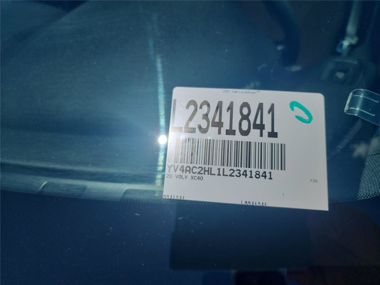 Used 2020 Volvo XC40 T4 Inscription w/ Protection Package Premier FWD image 10