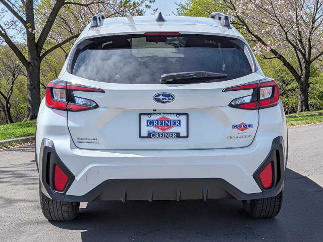 Used 2024 Subaru Crosstrek 2.0i Premium AWD/4WD image 3