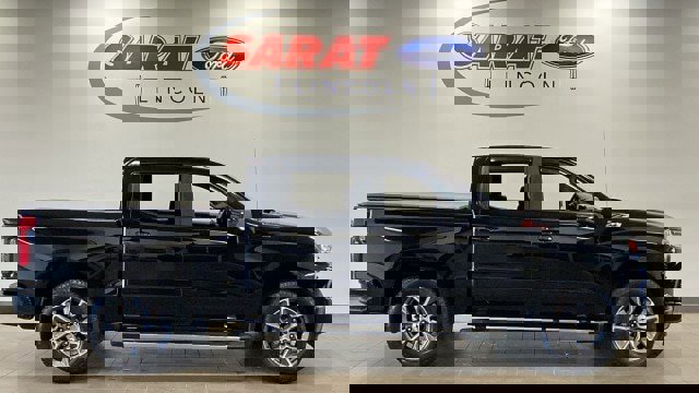 Used 2023 Chevrolet Silverado 1500 RST w/ Z71 Off-Road Package AWD/4WD image 5