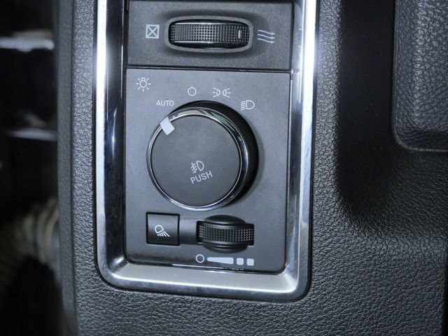 Used 2017 RAM 1500 Laramie w/ Convenience Group AWD/4WD image 26