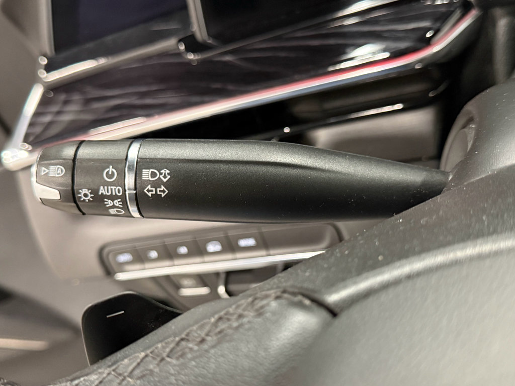 Used 2023 Cadillac Escalade Sport image 17