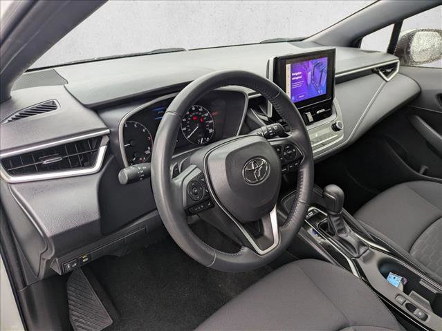 Used 2025 Toyota Corolla SE FWD image 15