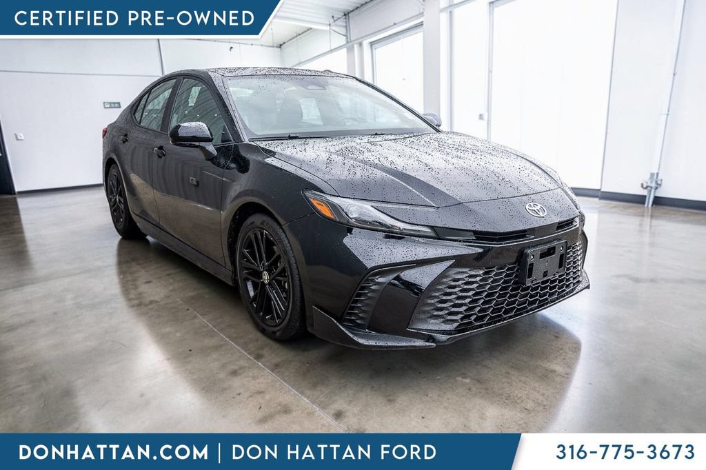 Used 2025 Toyota Camry SE FWD image 31