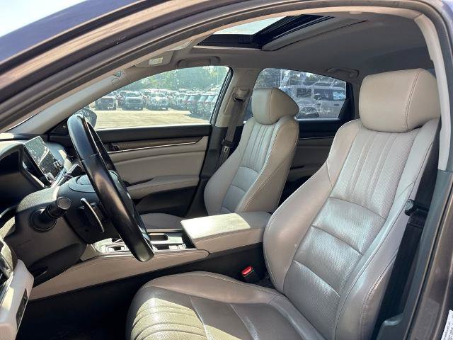 Used 2018 Honda Accord Touring image 6