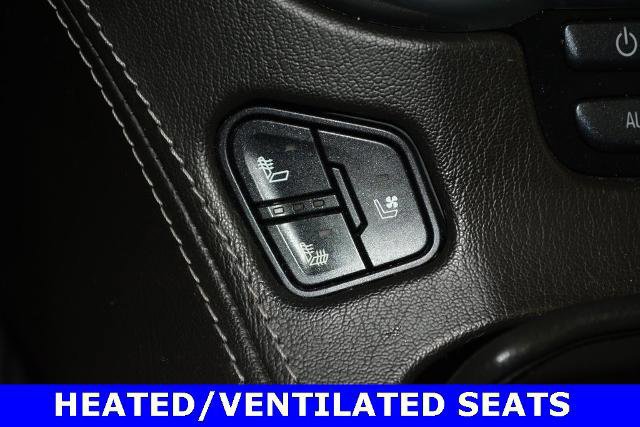 Used 2020 Chevrolet Suburban Premier image 25