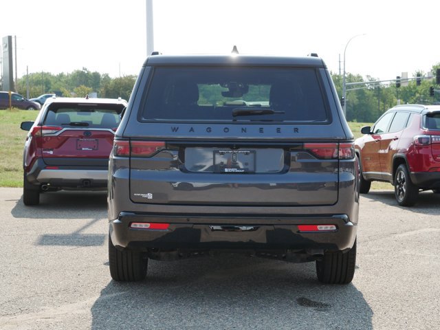 Used 2024 Jeep Wagoneer Series II AWD/4WD image 7