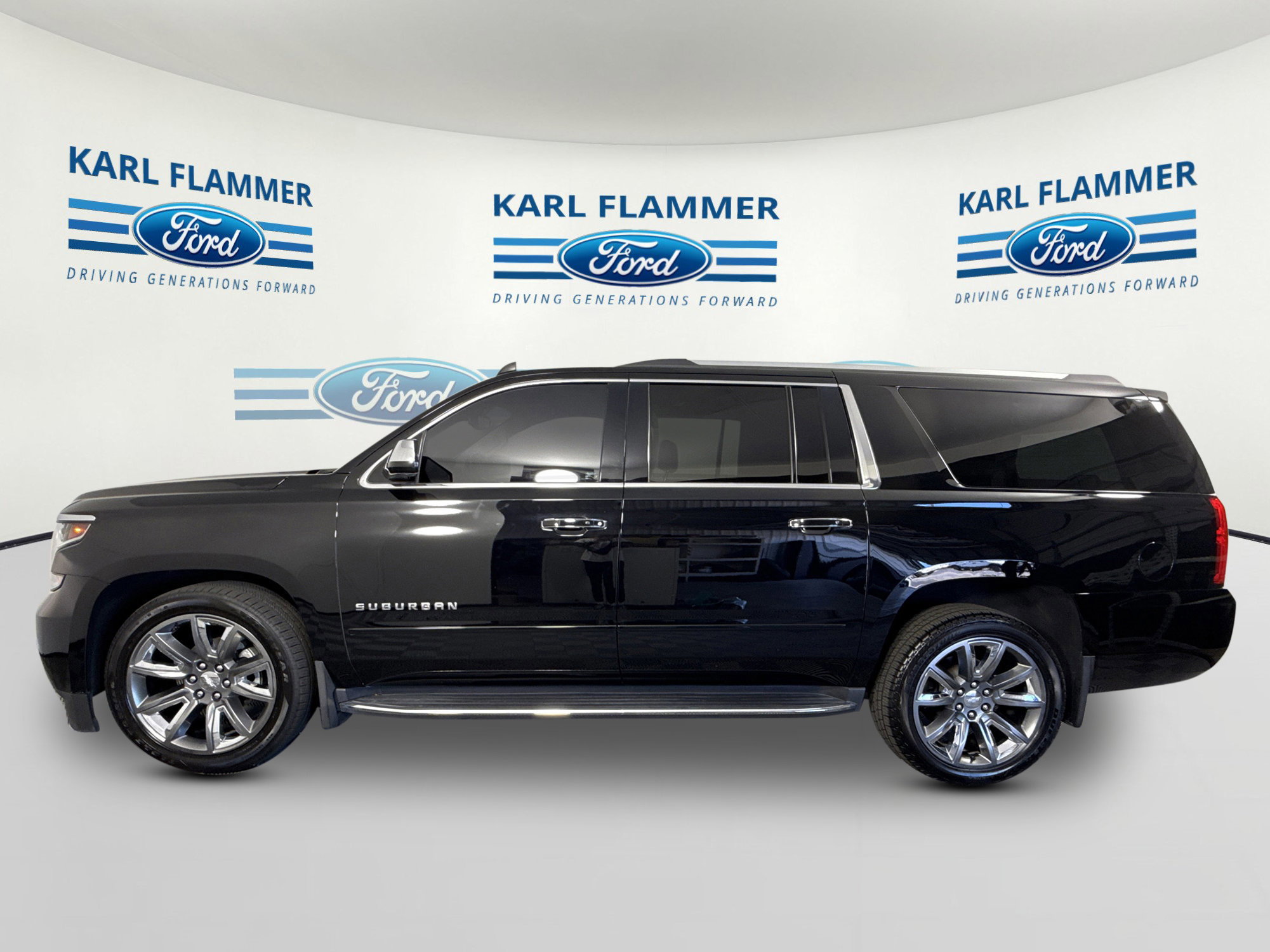 Used 2019 Chevrolet Suburban Premier image 5