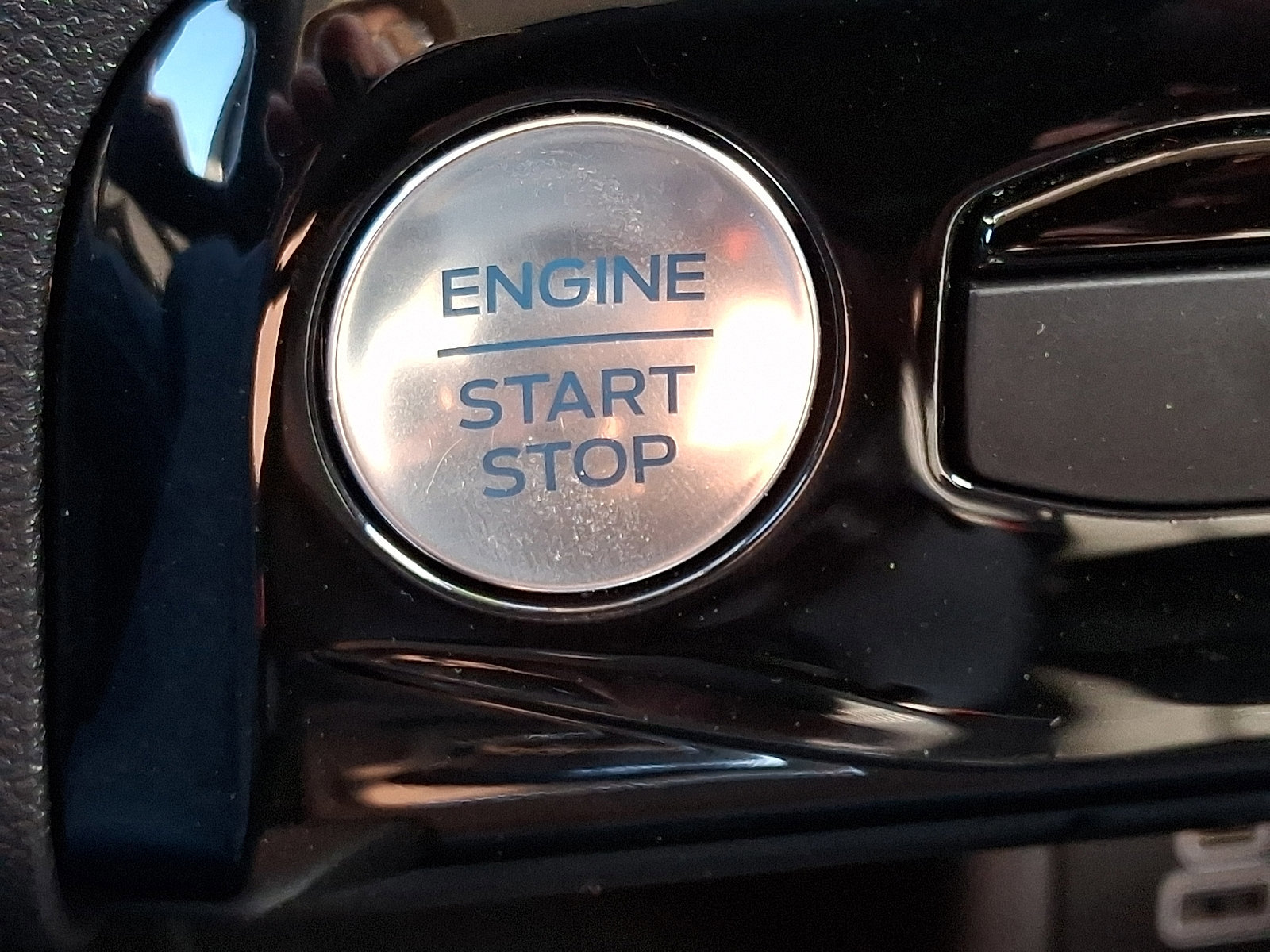 Certified 2024 Ford Escape Active w/ Tech Pack #1 image 22