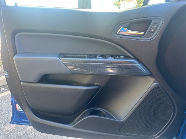 Used 2018 Chevrolet Colorado Z71 AWD/4WD image 22