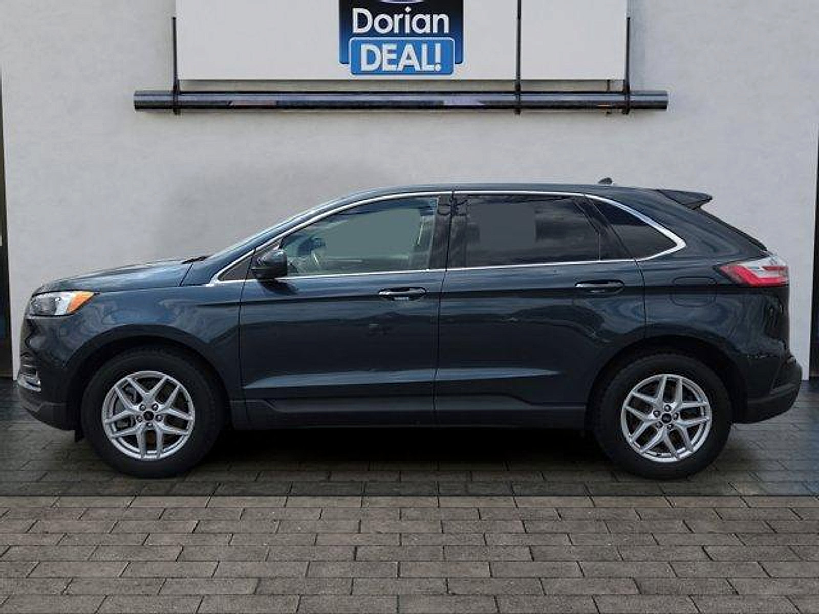 Certified 2023 Ford Edge SEL w/ Convenience Package AWD/4WD image 6