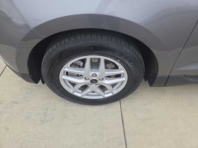 Certified 2024 Ford Edge SEL image 9