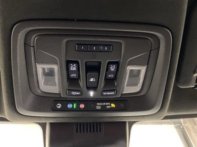 Used 2023 GMC Sierra 1500 Denali Ultimate AWD/4WD image 39