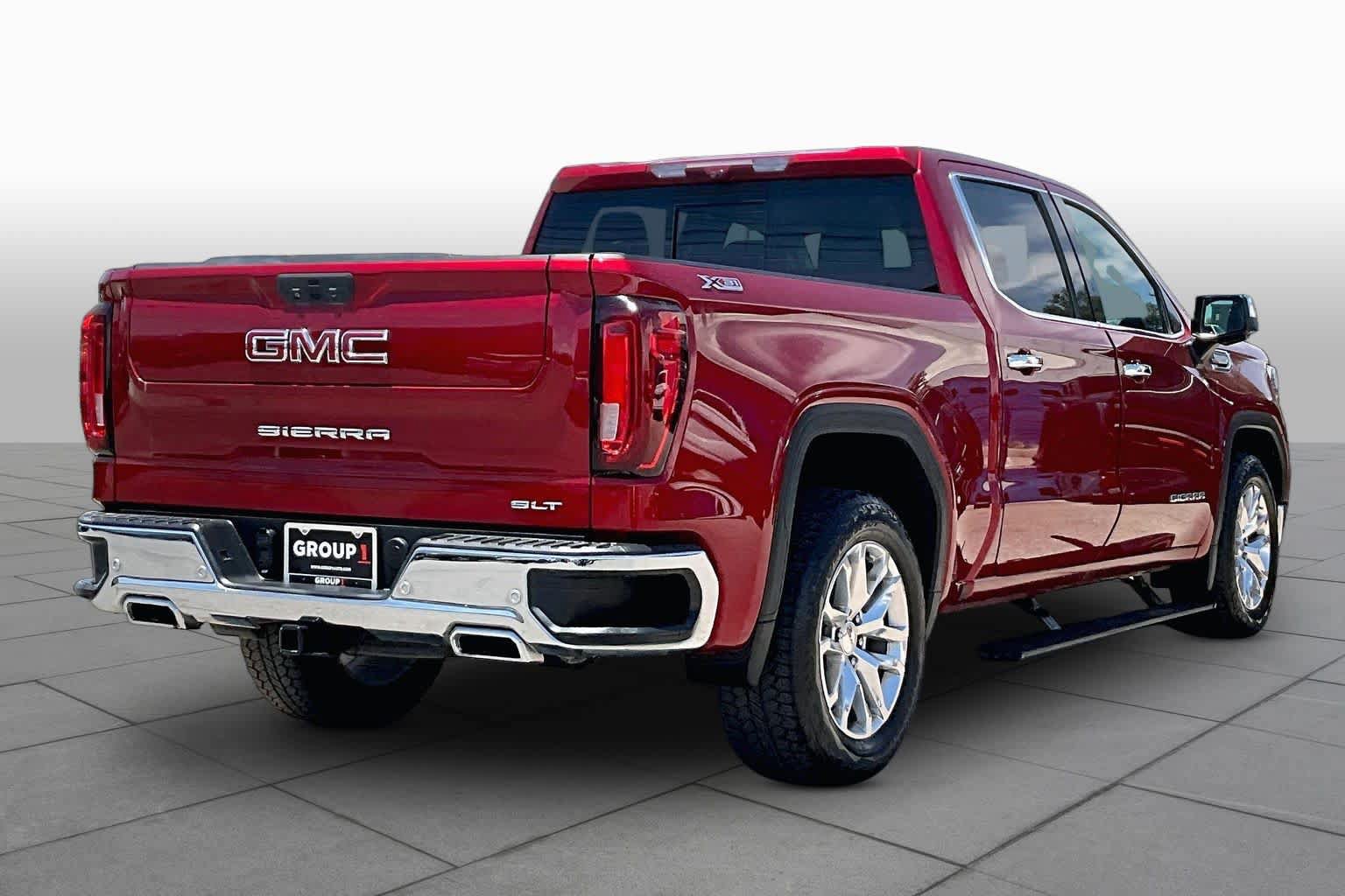 Used 2021 GMC Sierra 1500 SLT AWD/4WD image 13