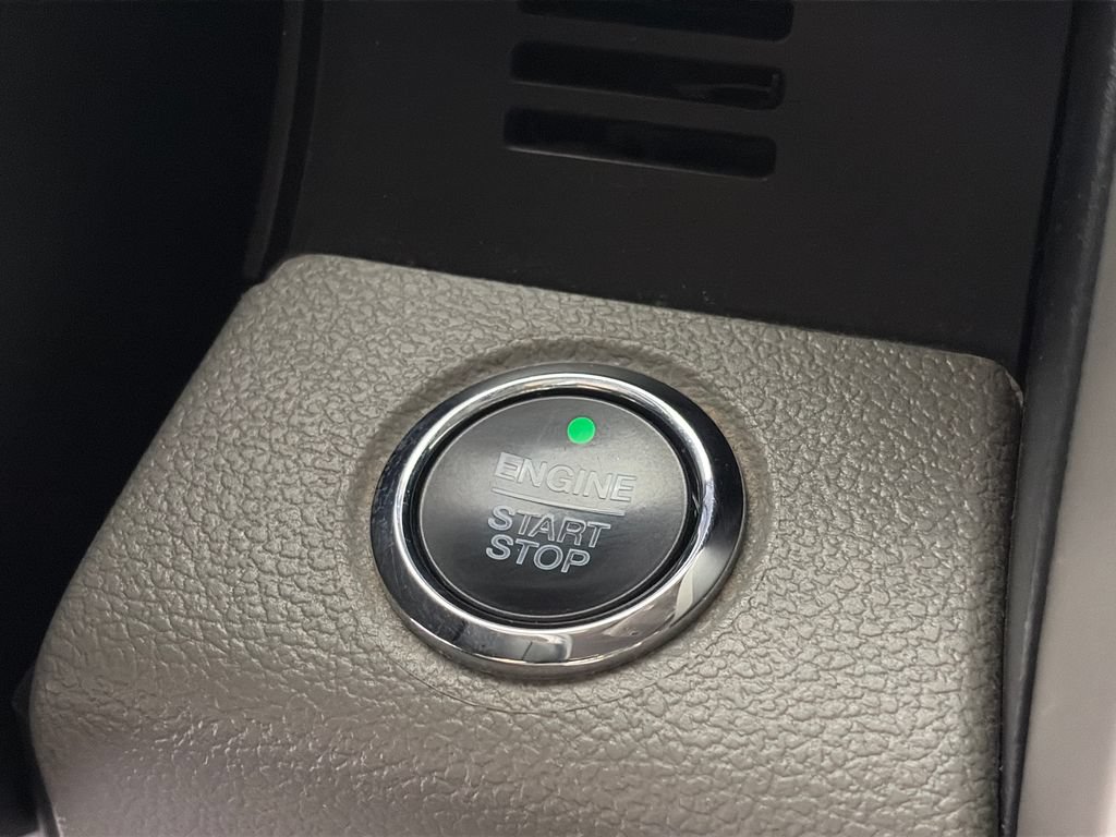 Certified 2019 Ford F150 Lariat AWD/4WD image 24