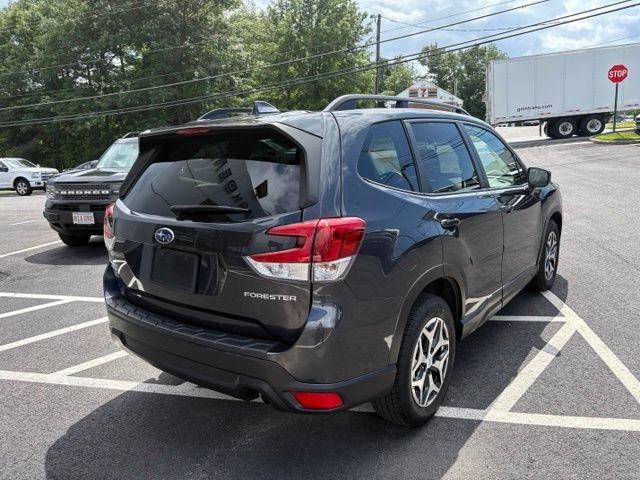 Used 2019 Subaru Forester Premium AWD/4WD image 3