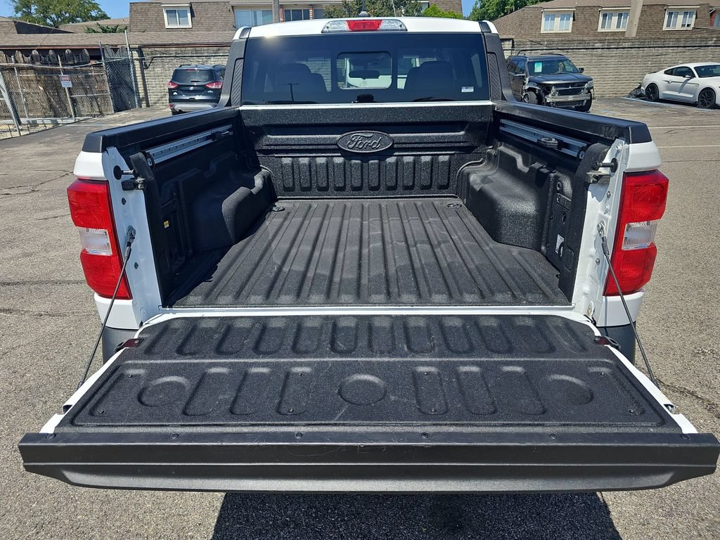 Certified 2024 Ford Maverick Lariat w/ FX4 Off-Road Package AWD/4WD image 12
