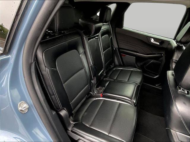 Certified 2025 Ford Escape Platinum AWD/4WD image 27