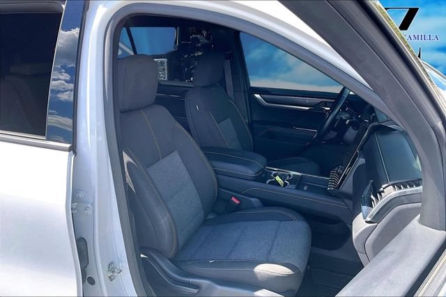 Used 2025 GMC Acadia Elevation w/ LPO, Floor Liner Package FWD image 7