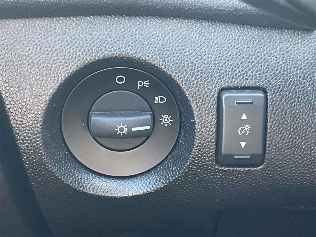 Certified 2018 Ford Fiesta SE image 21