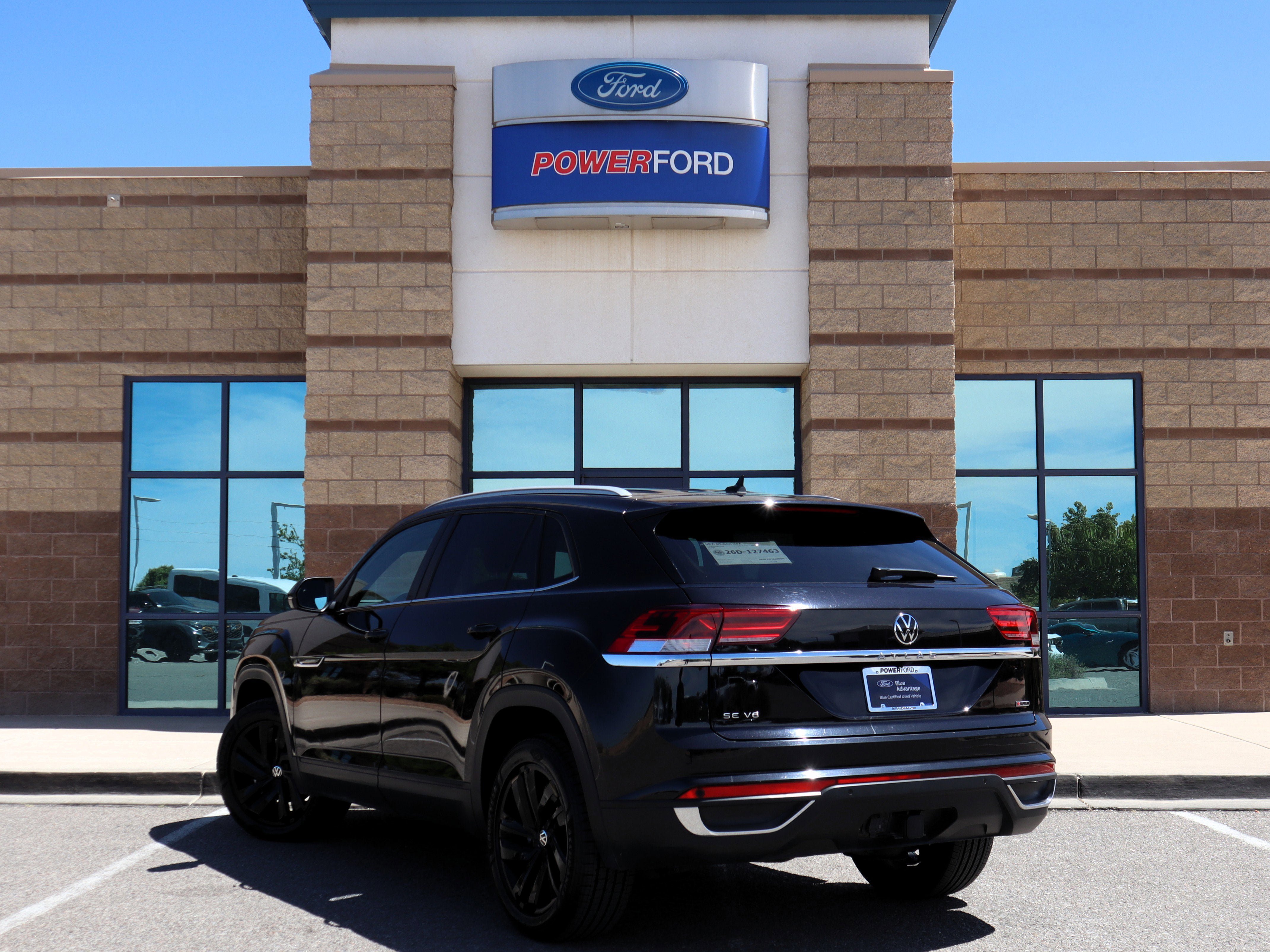 Used 2022 Volkswagen Atlas Cross Sport SE AWD/4WD image 3